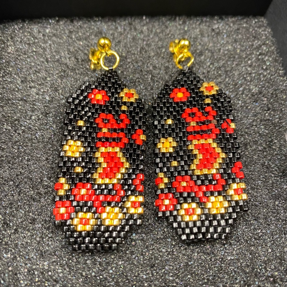 Valentines Black and Red Geometric Beaded Earrings